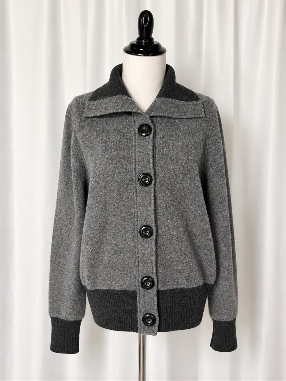 Bernardo Collection Gray Wool Sweater Jacket Dark Trim High Neck Button Front
